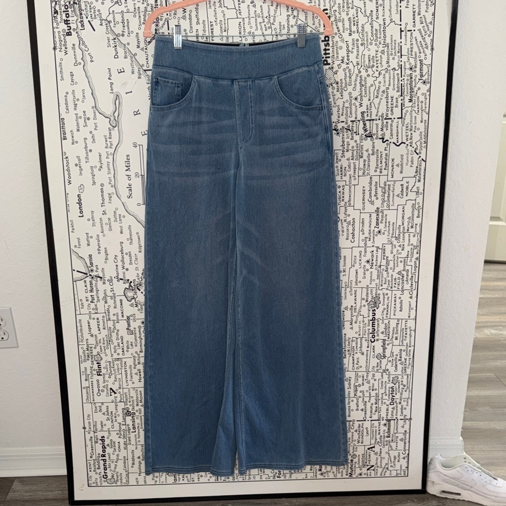 HALARA Light Blue Flare Jeans - Picture 4 of 9